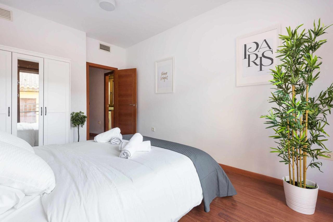 Apartamento Pineapple Rosaleda 13 Málaga Exterior foto