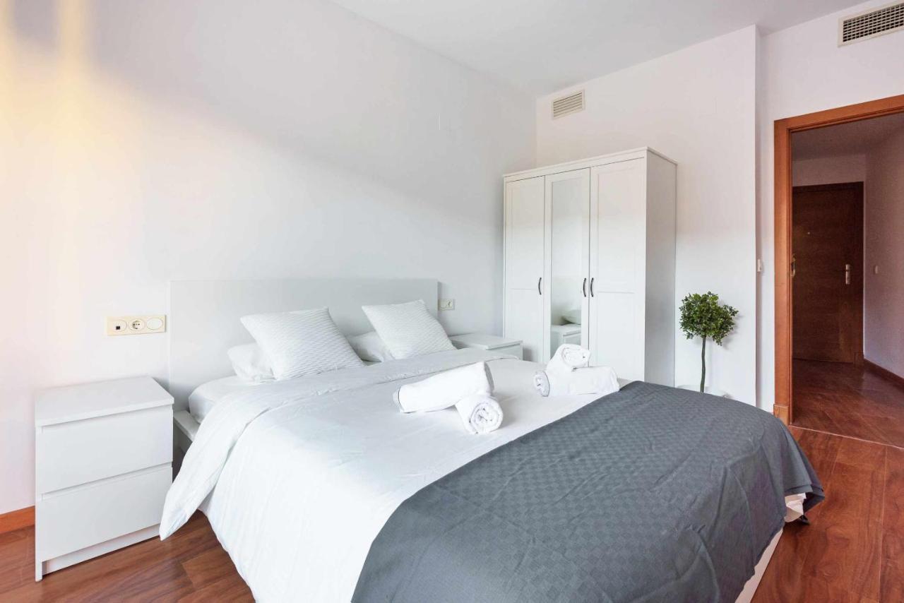 Apartamento Pineapple Rosaleda 13 Málaga Exterior foto